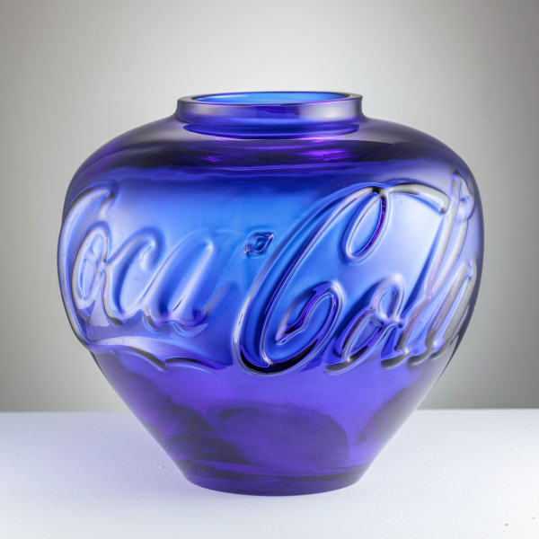 Artwork © Ai Weiwei - Vase (Blue), 2024 / Glass