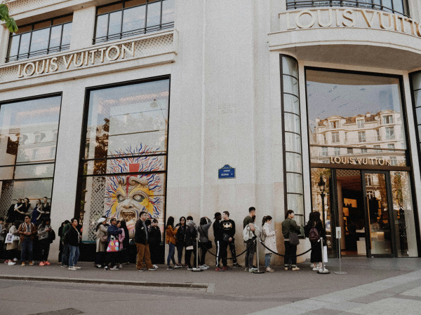 Louis Vuitton Maison Champs Élysées, Paris, France /  Image ©  Pascal Bernardon / Unsplash